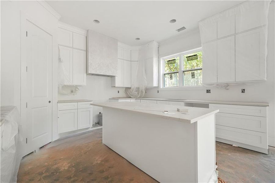 Furnished interior view inside a new home in , Conyers (Image 5).
