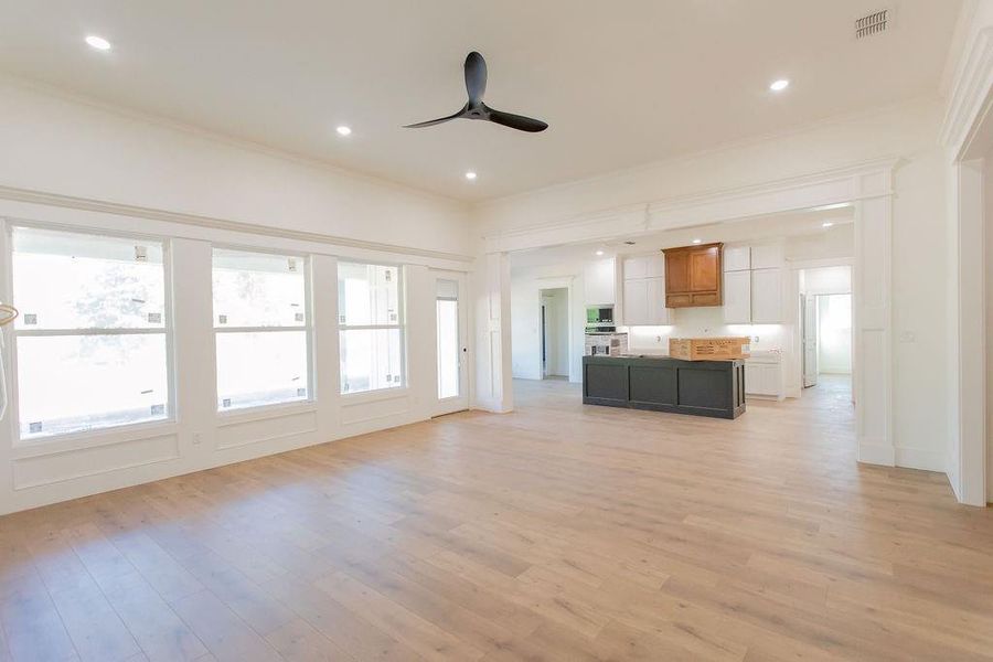 Spacious, unfurnished interior of a new home in , Tyler (Image 13).