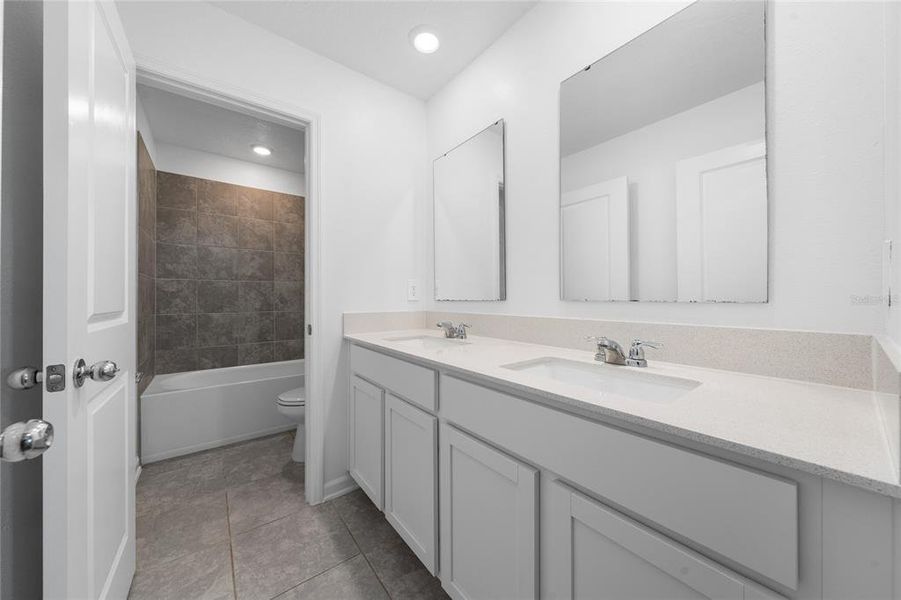 Furnished interior view inside a new home in Storey Creek, Kissimmee (Image 7).