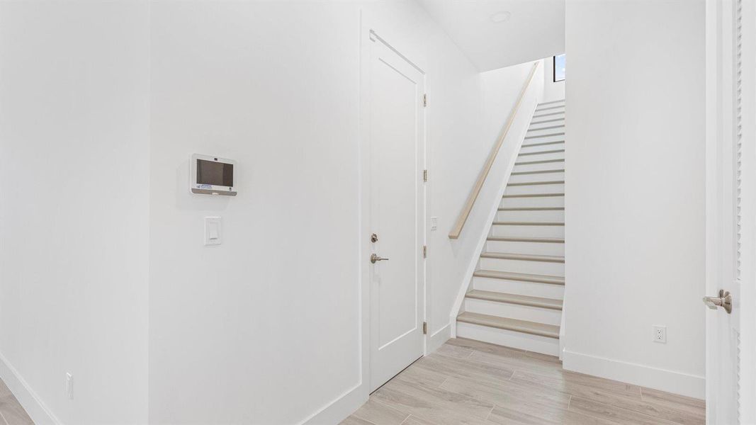 Stairs to Bonus Stairs to Bonus