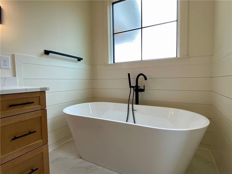 Close-up of interior finishes inside a home in , Gainesville (Image 20).