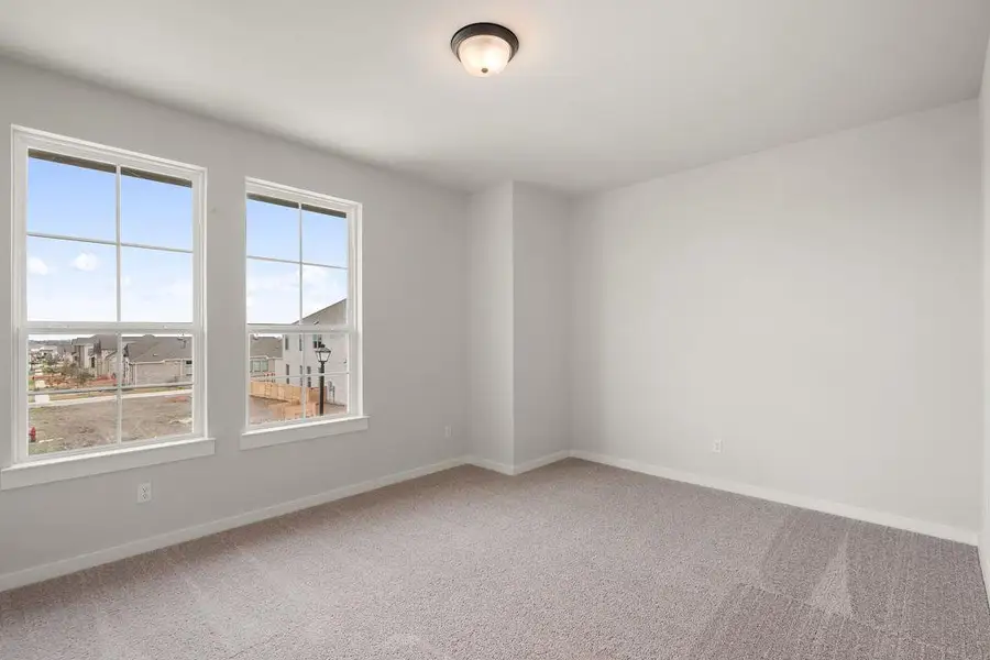 Spacious, unfurnished interior of a new home in Flora, Hutto (Image 39).