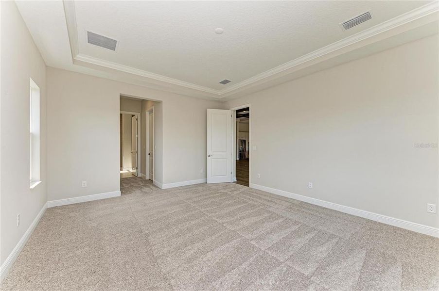 Spacious, unfurnished interior of a new home in Two Rivers, Zephyrhills (Image 18).
