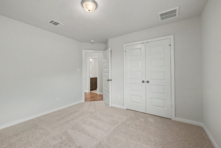 Spacious, unfurnished interior of a new home in Pecan Grove, Navasota (Image 11). Spacious, unfurnished interior of a new home in Pecan Grove, Navasota (Image 11).