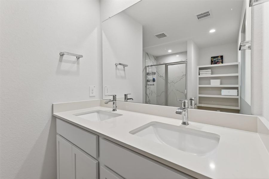 Furnished interior view inside a new home in , Fulshear (Image 16).