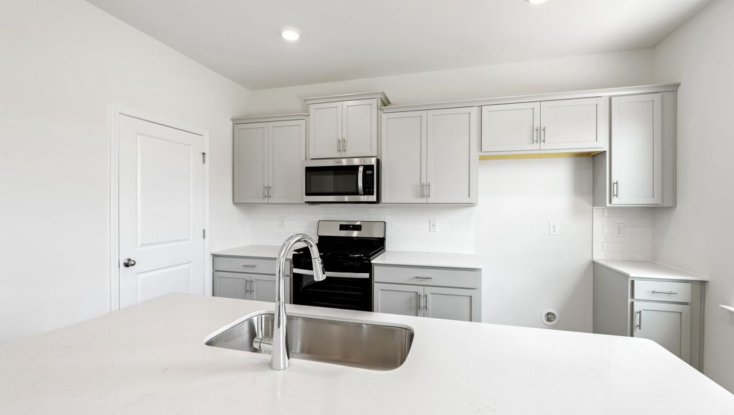 Furnished interior view inside a new home in Woodglen, Piedmont (Image 8).