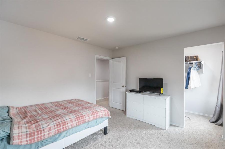 upstairs bedroom 2