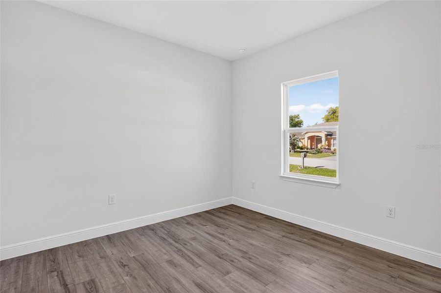 Spacious, unfurnished interior of a new home in , Ocala (Image 26).