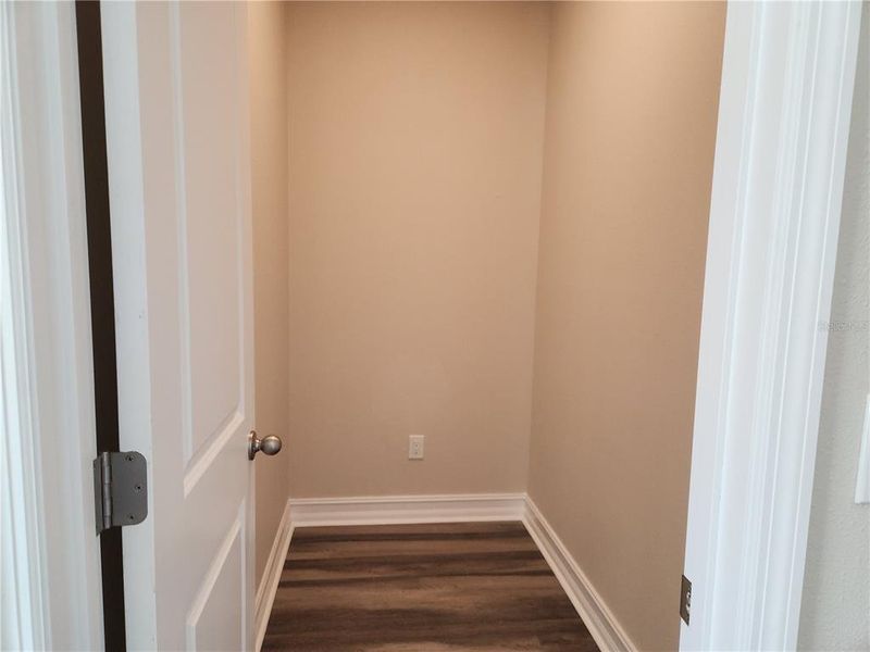 Spacious, unfurnished interior of a new home in , Plant City (Image 10). Spacious, unfurnished interior of a new home in , Plant City (Image 10).