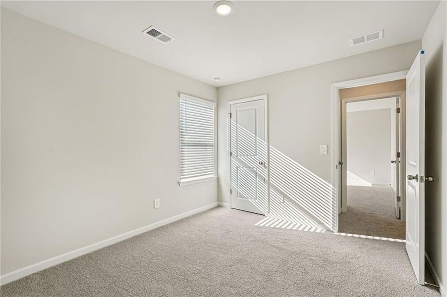 Spacious, unfurnished interior of a new home in Hawthorne Station, College Park (Image 39). Spacious, unfurnished interior of a new home in Hawthorne Station, College Park (Image 39).