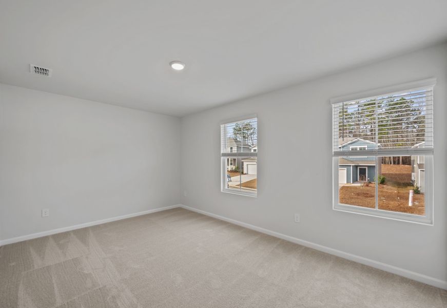 Spacious, unfurnished interior of a new home in Grand Arbor, Blythewood (Image 14).