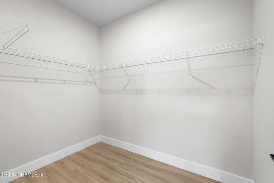 Spacious, unfurnished interior of a new home in , Jacksonville (Image 22).