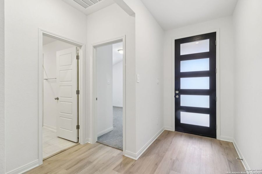 Spacious, unfurnished interior of a new home in , San Antonio (Image 31). Spacious, unfurnished interior of a new home in , San Antonio (Image 31).