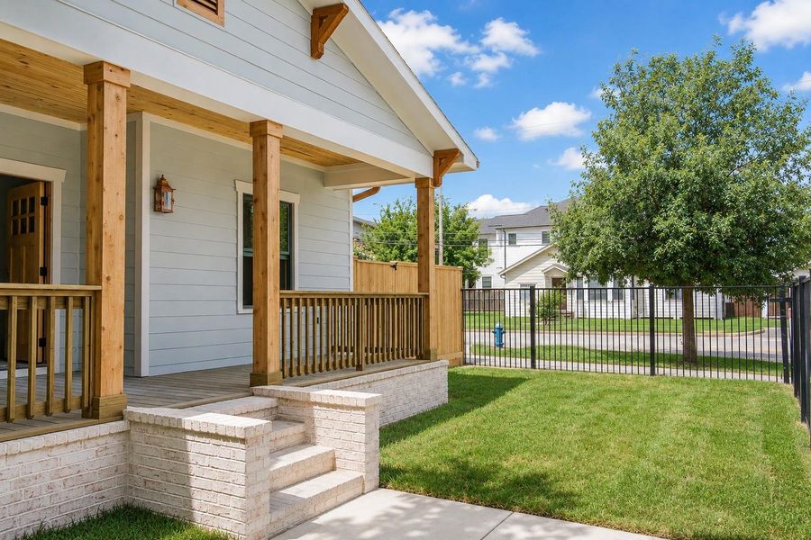 Exterior details and patio area of a home in , Houston (Image 3).