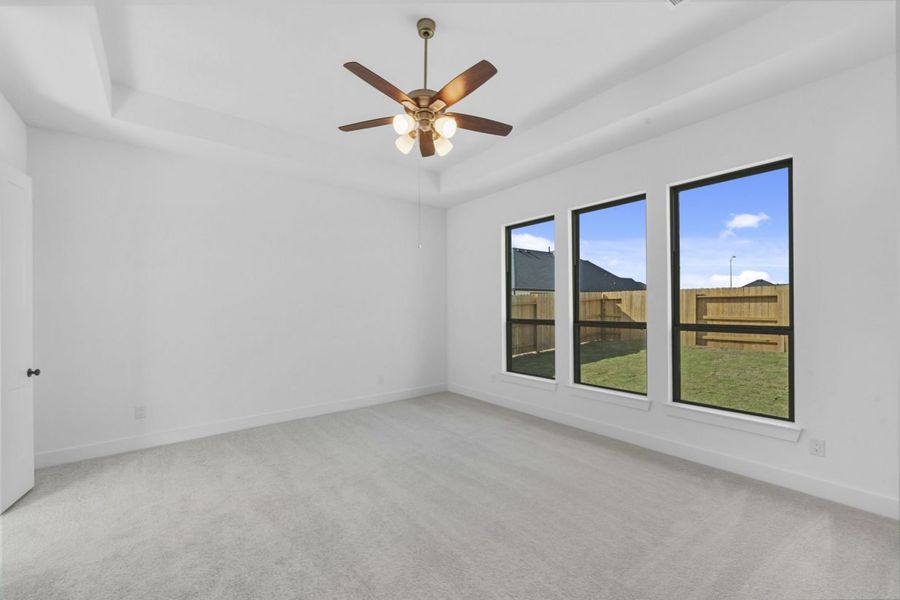 Spacious, unfurnished interior of a new home in Attwater, Waller (Image 14).