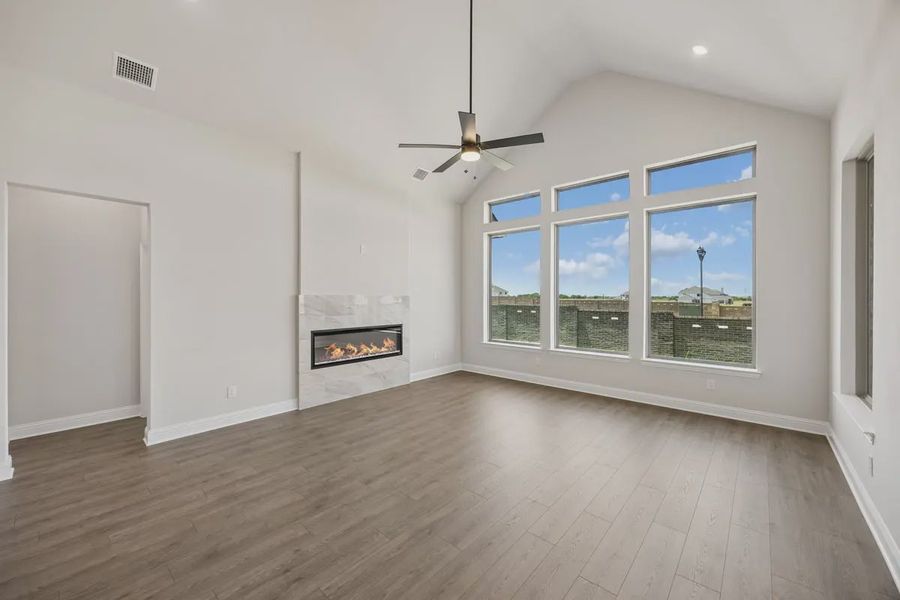 Spacious, unfurnished interior of a new home in Silo Mills, Joshua (Image 18).