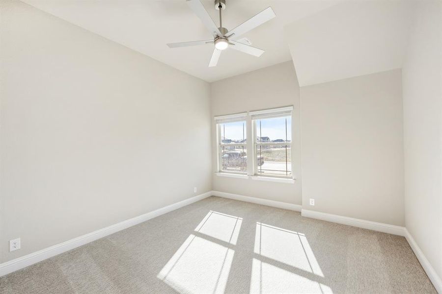 Spacious, unfurnished interior of a new home in Timberbrook, Justin (Image 22).