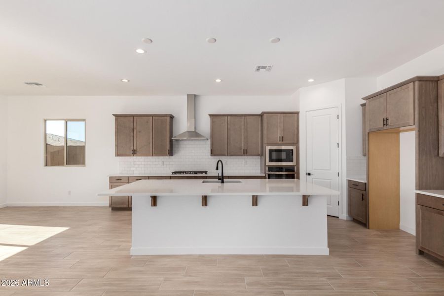 08 - Monterey 08 - Monterey