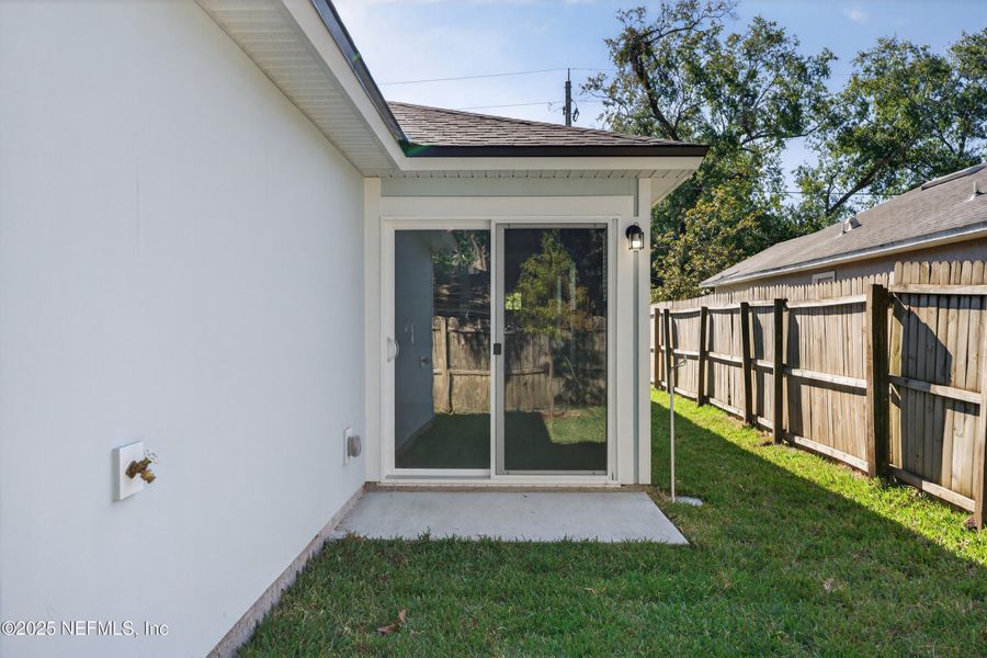 Exterior details and patio area of a home in , Jacksonville (Image 29). Exterior details and patio area of a home in , Jacksonville (Image 29).