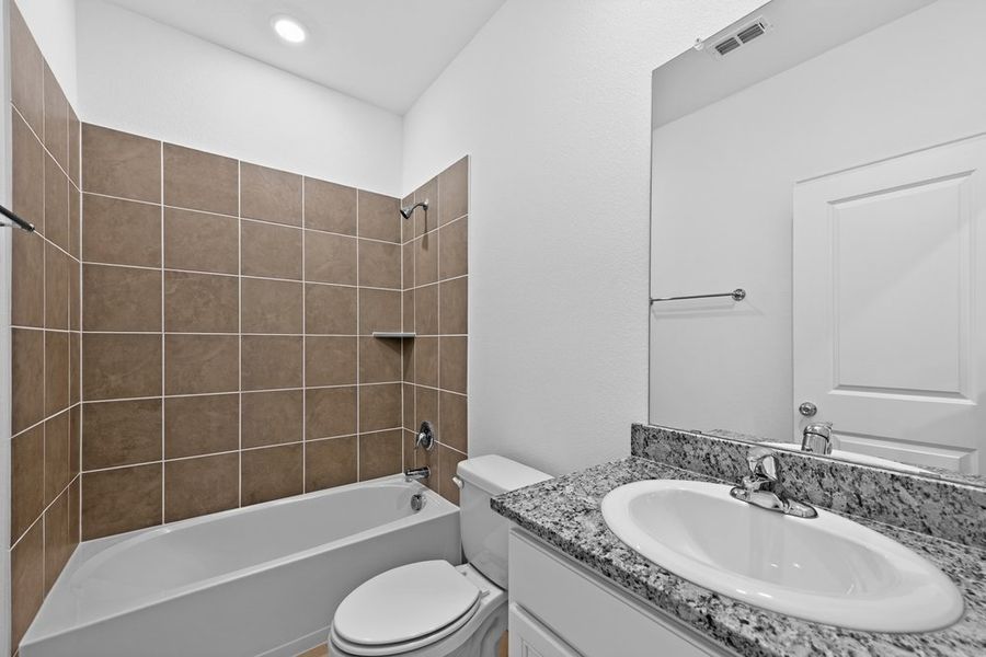 Furnished interior view inside a new home in River Ridge, Crandall (Image 10).