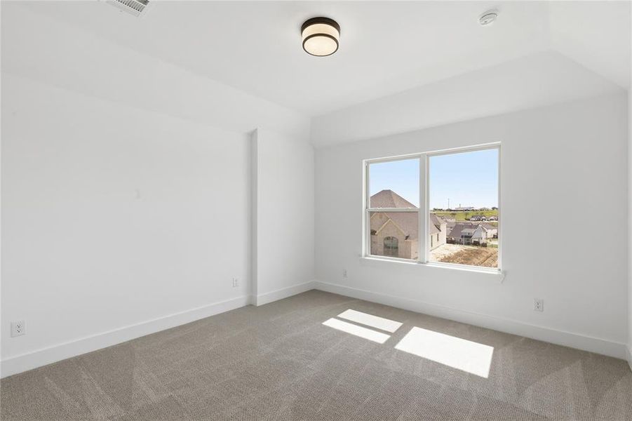Spacious, unfurnished interior of a new home in Talon Hills, Fort Worth (Image 30). Spacious, unfurnished interior of a new home in Talon Hills, Fort Worth (Image 30).