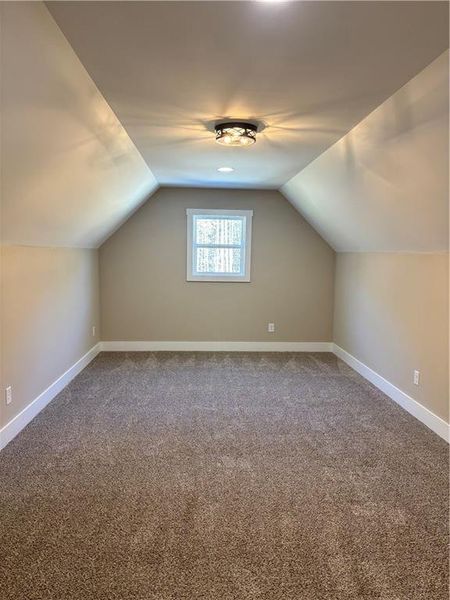 Spacious, unfurnished interior of a new home in , Oxford (Image 10).