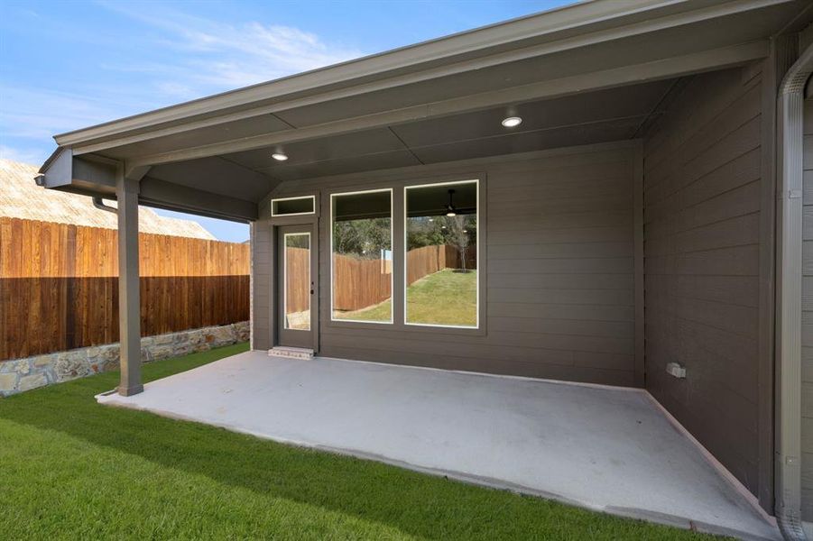 541 Waterford Park- Back-3