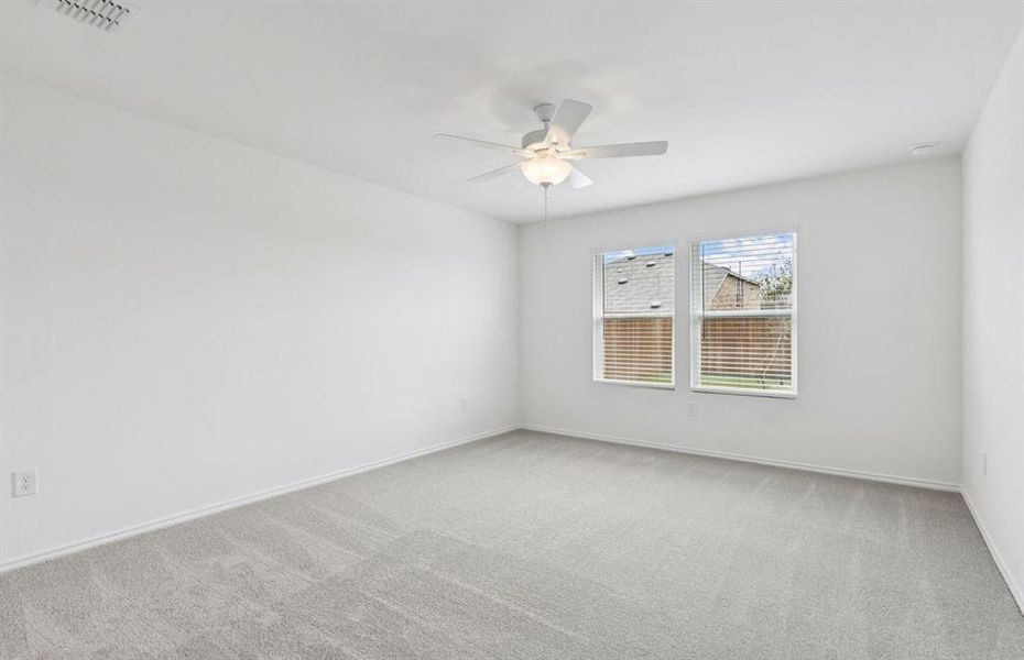 Spacious owner's suite with private bath Spacious owner's suite with private bath