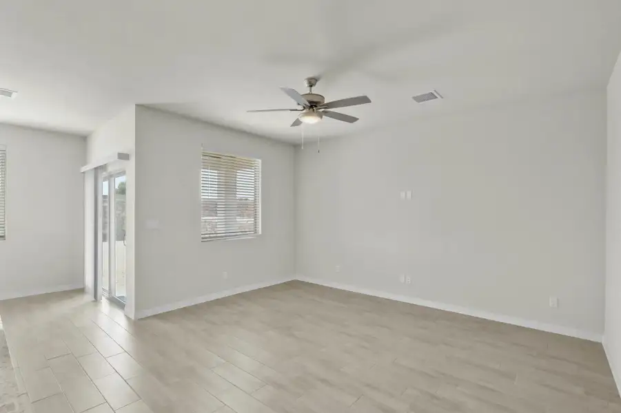 Representative unfurnished interior of a home built from the Prickly Pear by View Homes in Paseo del Este, El Paso (Image 19).