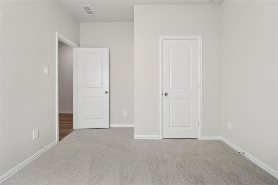 Spacious, unfurnished interior of a new home in River Ridge, Crandall (Image 28).