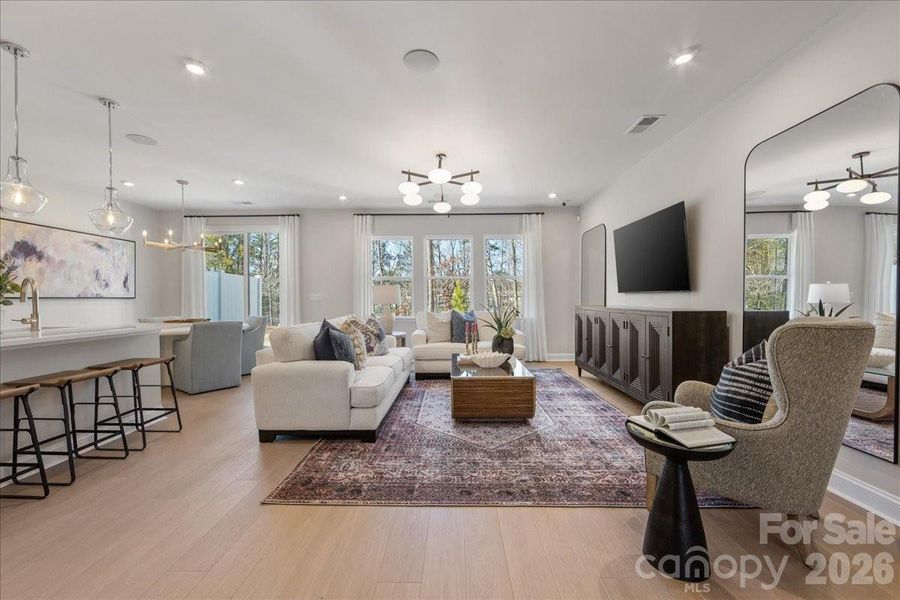 Falcon Plan Model Photo