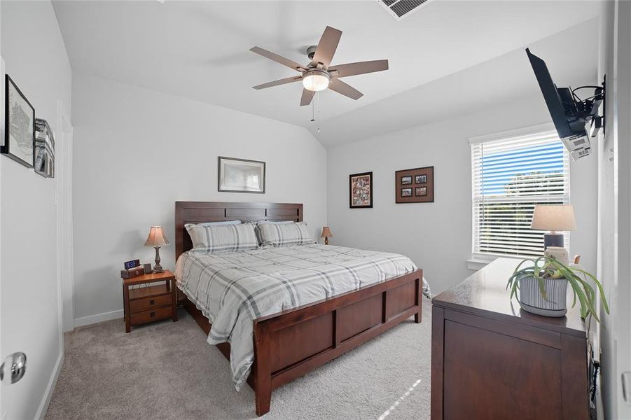 Furnished interior view inside a new home in Oak Creek, Forney (Image 17).