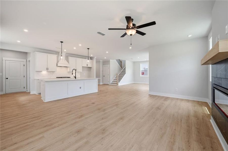 Spacious, unfurnished interior of a new home in The Paddocks at Doc Hughes, Buford (Image 37). Spacious, unfurnished interior of a new home in The Paddocks at Doc Hughes, Buford (Image 37).