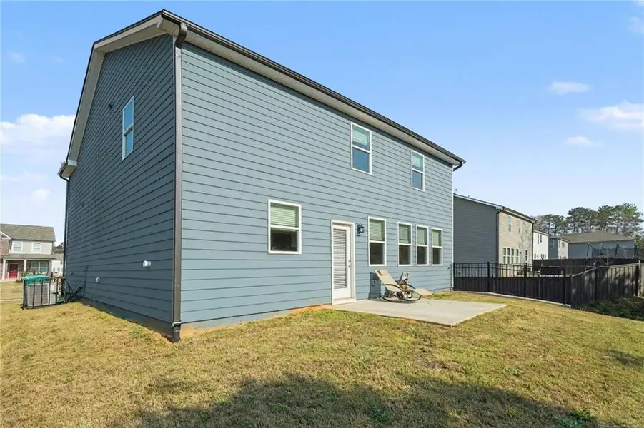Exterior details and patio area of a home in , Austell (Image 4).
