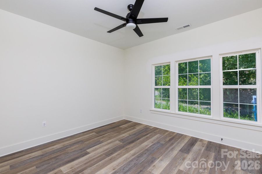 Spacious, unfurnished interior of a new home in , Gastonia (Image 19).