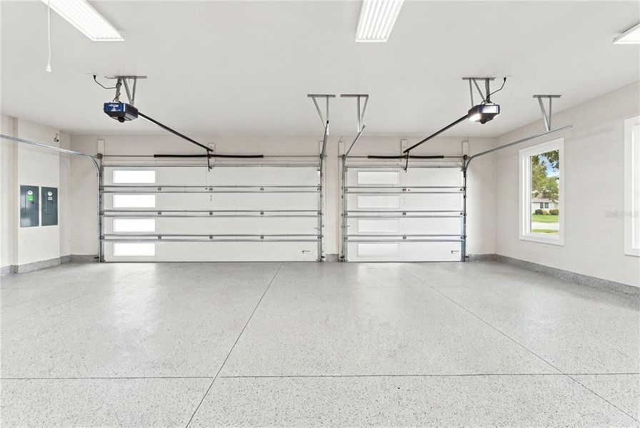 Spacious, unfurnished interior of a new home in , Winter Haven (Image 26).