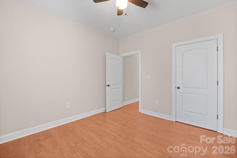 Spacious, unfurnished interior of a new home in , Kings Mountain (Image 18).