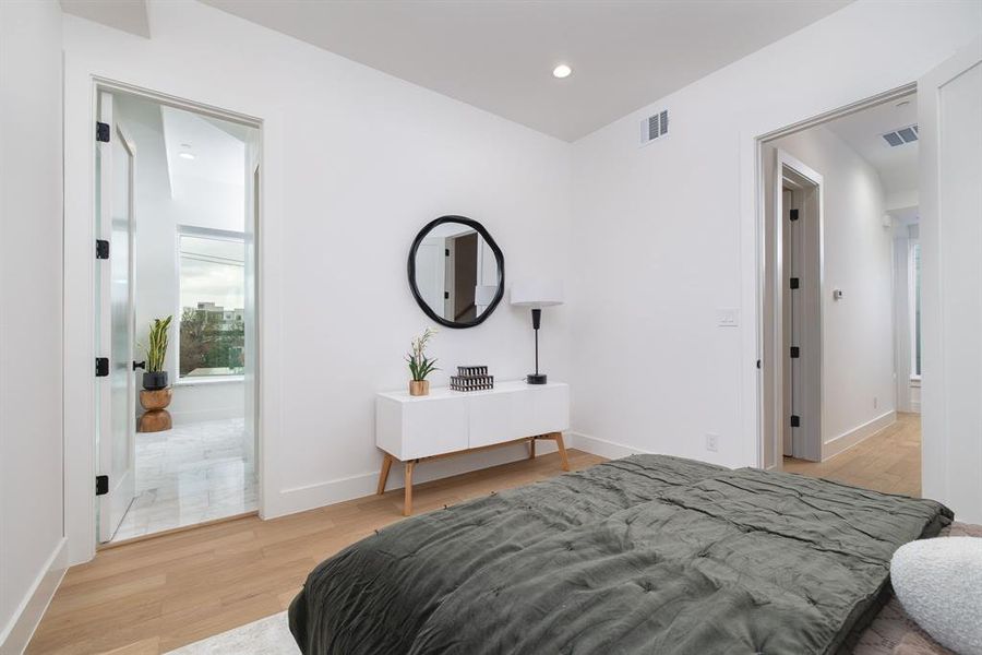 Furnished interior view inside a new home in , Dallas (Image 18).