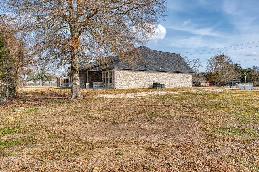 Exterior details and patio area of a home in , Beaumont (Image 3).