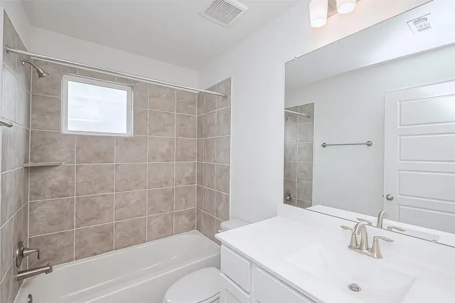 Image 39 of a home in Enclave at Willis.