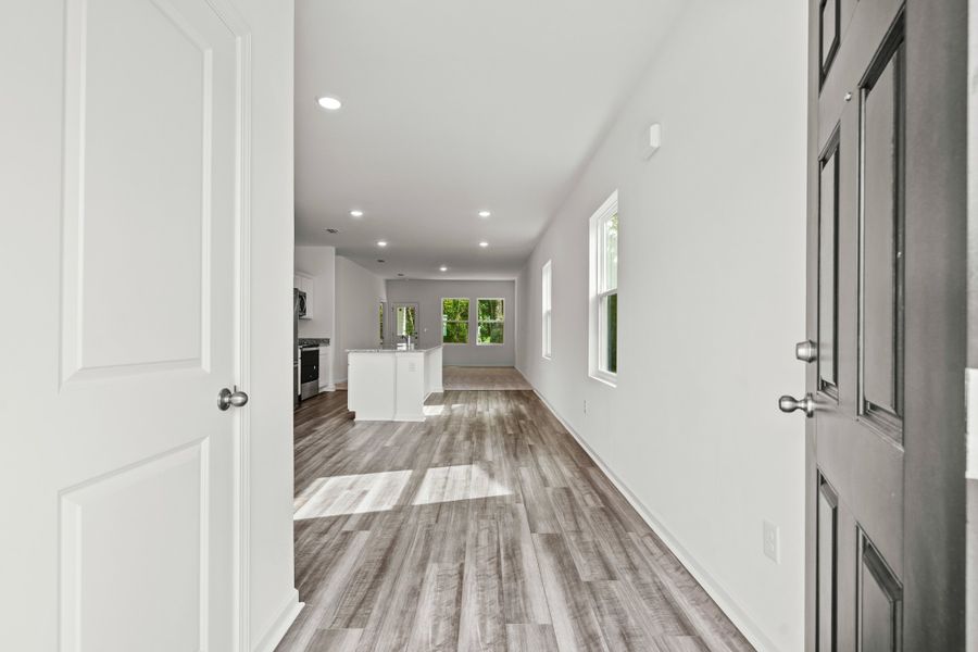 Representative unfurnished interior of a home built from the Sterling by Starlight Homes in Andalusia, Loris (Image 20).