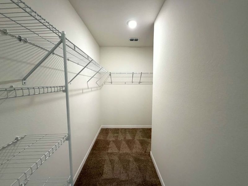 Spacious, unfurnished interior of a new home in Spring Hill, Spring Hill (Image 18). Spacious, unfurnished interior of a new home in Spring Hill, Spring Hill (Image 18).