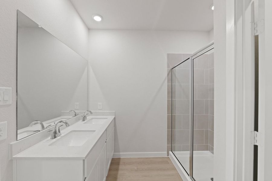 Furnished interior view inside a new home in River Ranch Trails, Dayton (Image 4). Furnished interior view inside a new home in River Ranch Trails, Dayton (Image 4).