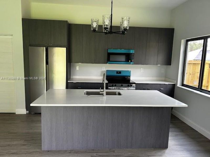 Furnished interior view inside a new home in , Fort Lauderdale (Image 8).