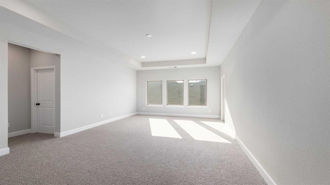 Spacious, unfurnished interior of a new home in Terraces 72', Rockwall (Image 19).