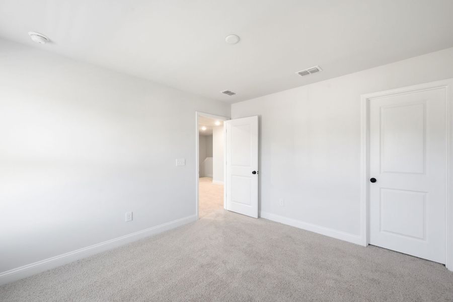 Spacious, unfurnished interior of a new home in Grand Arbor, Blythewood (Image 19).