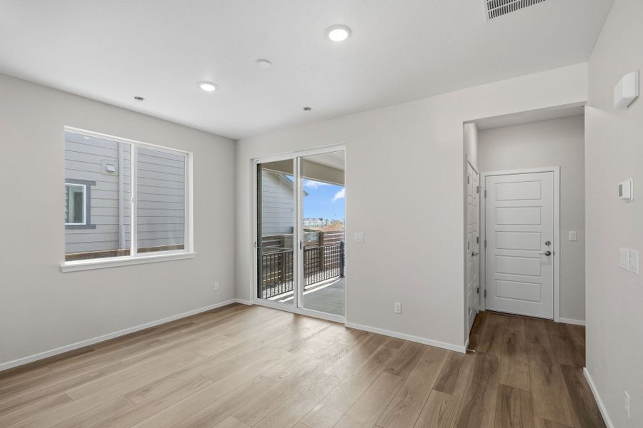 Spacious, unfurnished interior of a new home in Barefoot Village, Firestone (Image 27).