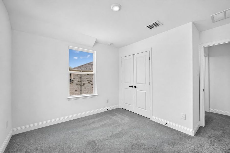 Spacious, unfurnished interior of a new home in Highland Lakes, McKinney (Image 21). Spacious, unfurnished interior of a new home in Highland Lakes, McKinney (Image 21).