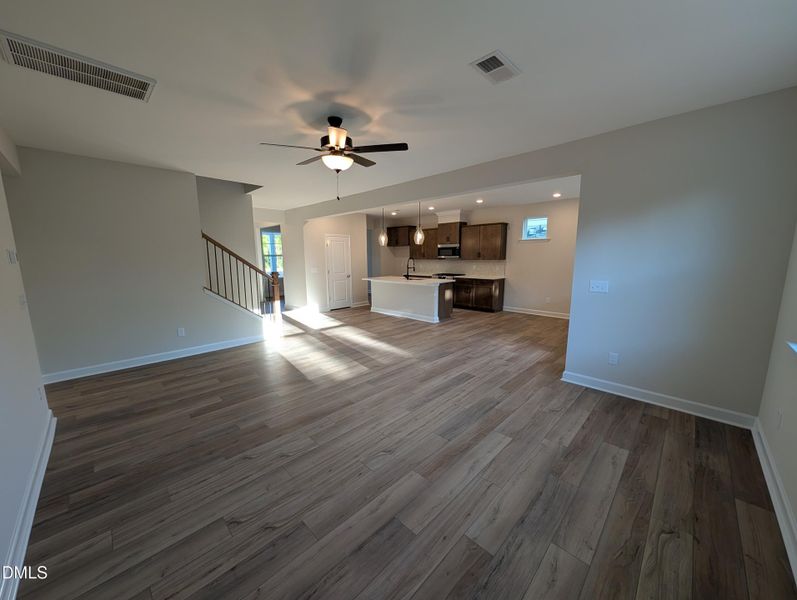 PXL_20260421_223058014.MP