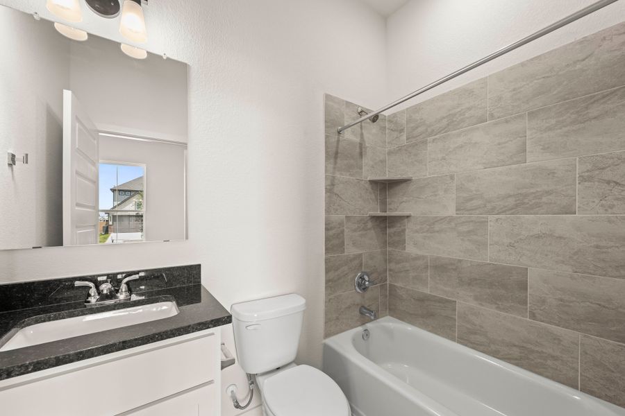 Furnished interior view inside a new home in Rancho San Gabriel, Georgetown (Image 8).
